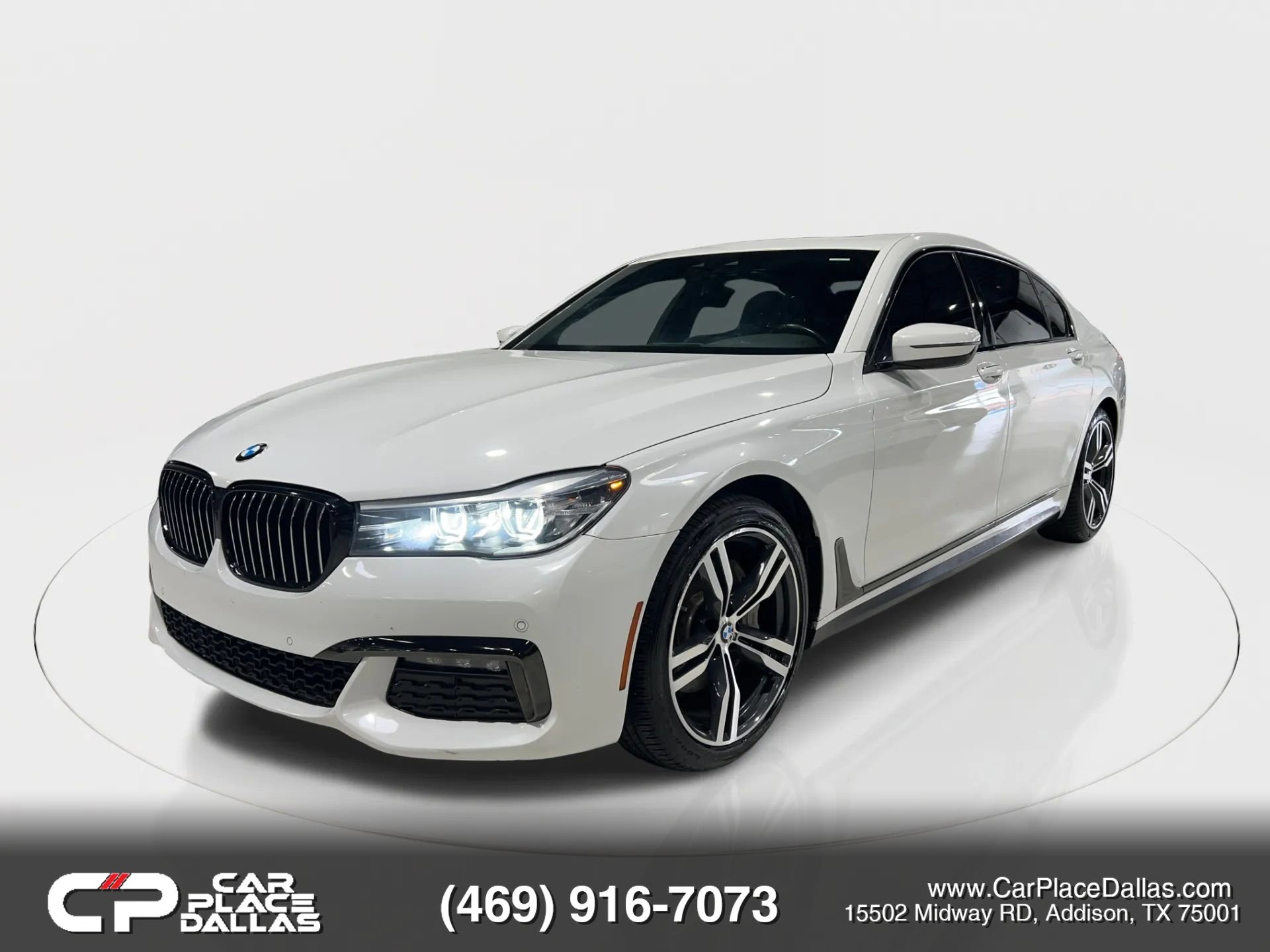 Used 2019 BMW 740i w/ M Sport Package image 5