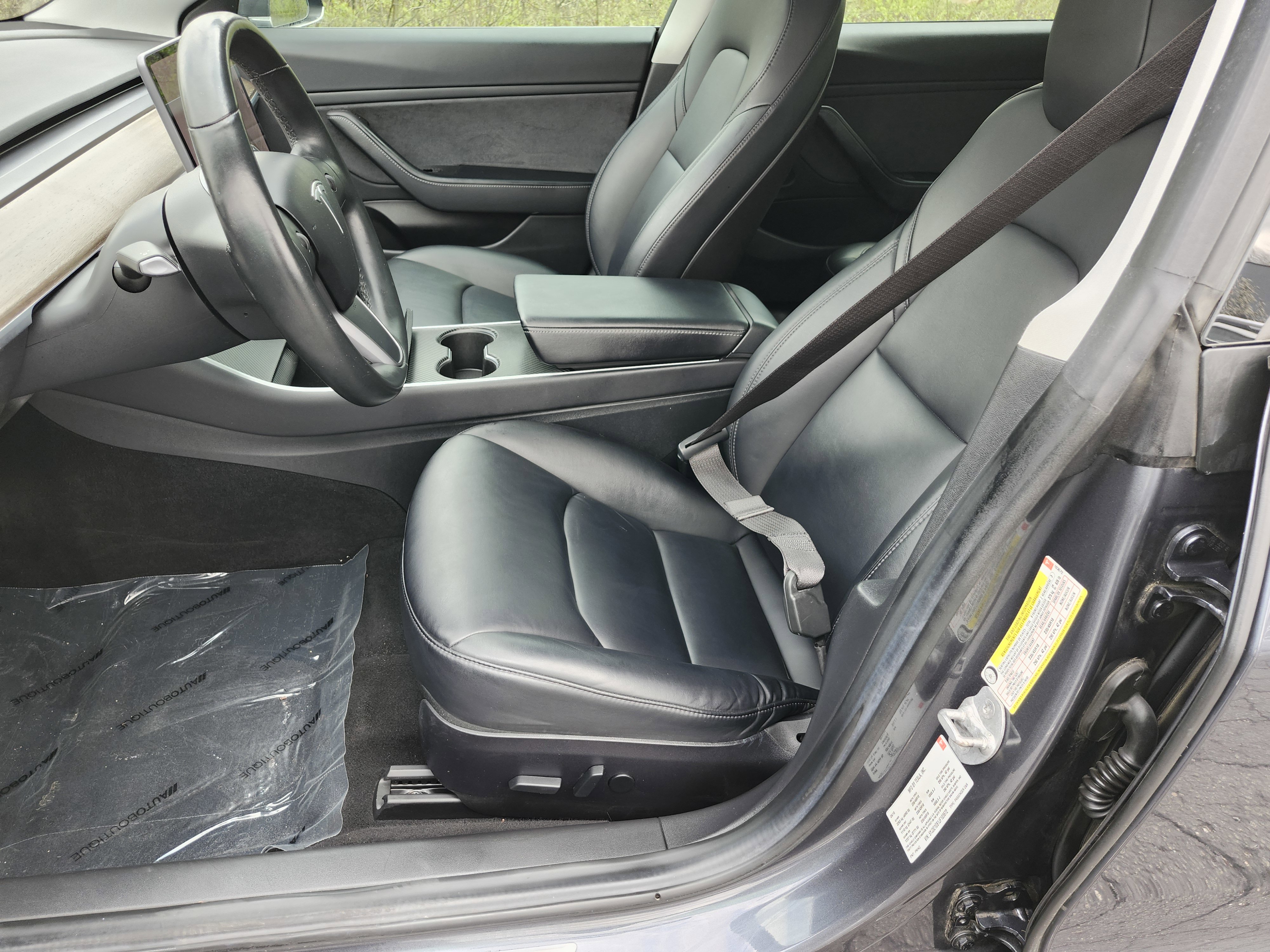 Used 2018 Tesla Model 3 Long Range image 23