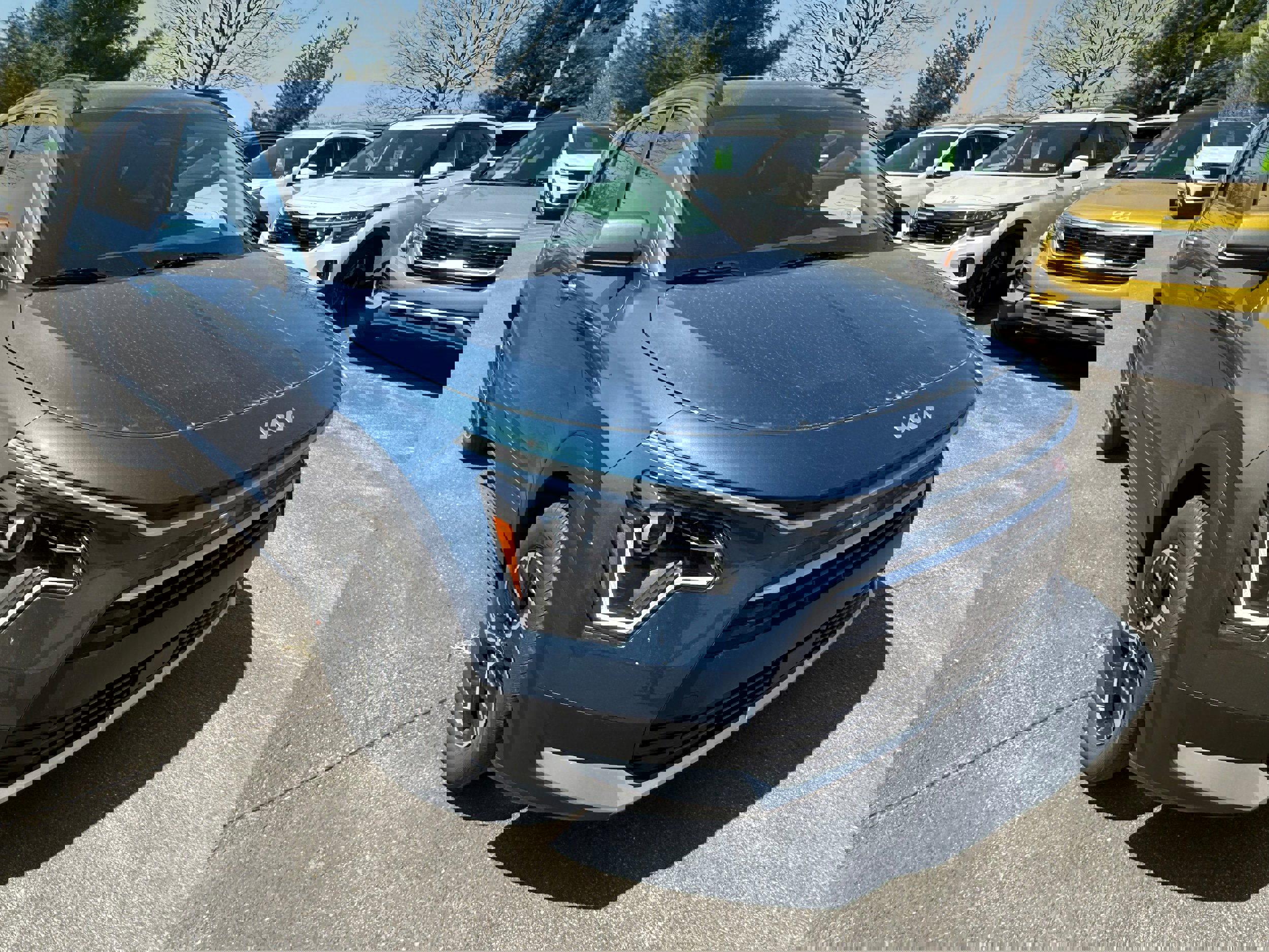 New 2025 Kia Niro EX w/ EX Cold Weather Package image 3