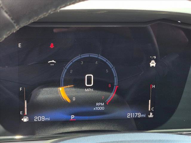 Used 2024 Chevrolet Trax LT w/ Driver Confidence Package FWD image 11