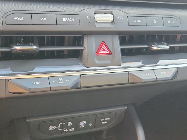 Used 2025 Kia K4 EX FWD image 33