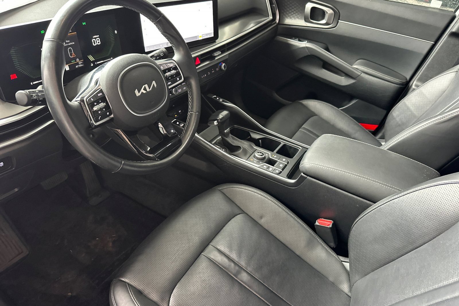 Used 2024 Kia Sorento S w/ Panoramic Sunroof Package AWD/4WD image 9