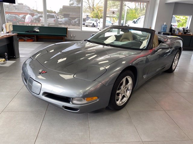 Used 2004 Chevrolet Corvette Convertible w/ Preferred Equipment Group RWD image 8