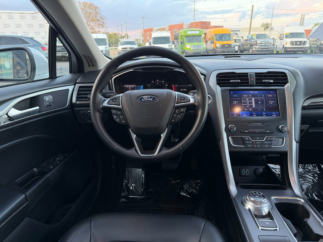 Used 2020 Ford Fusion SEL image 16