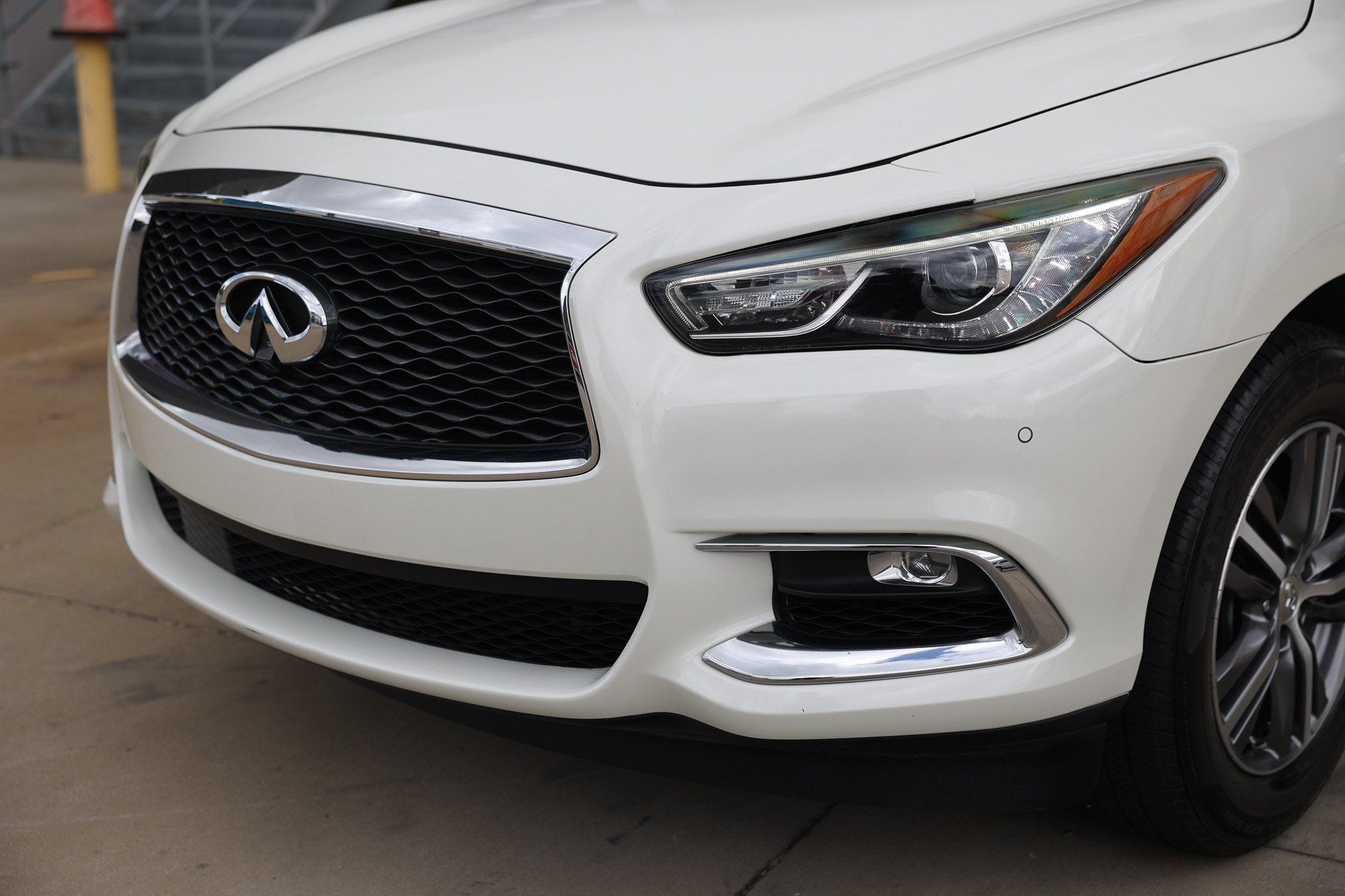 Used 2019 INFINITI QX60 Luxe w/ Essential Package FWD image 34