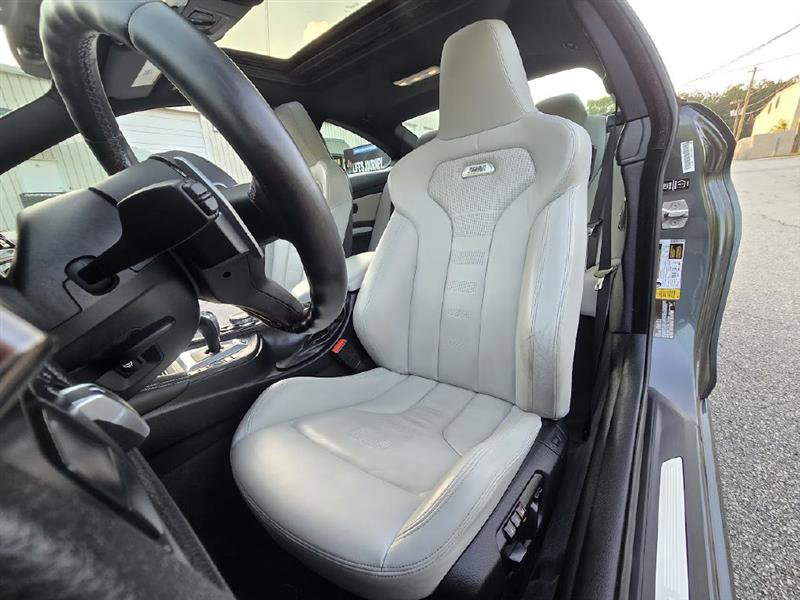 Used 2015 BMW M4 Coupe image 28