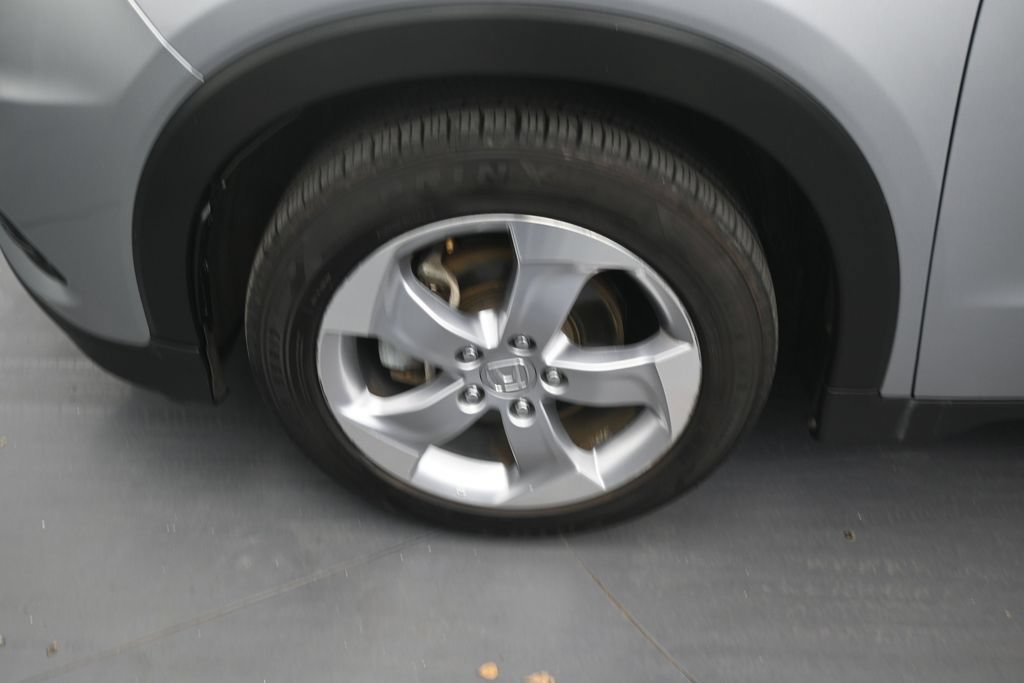Used 2022 Honda HR-V LX image 9