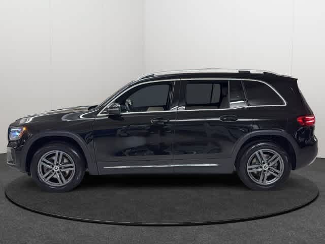 Certified 2026 Mercedes-Benz GLB 250 4MATIC image 3