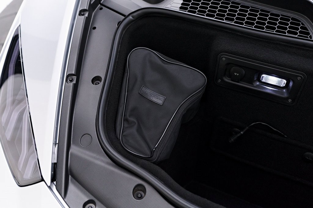 Used 2018 Lamborghini Huracan Performante image 22