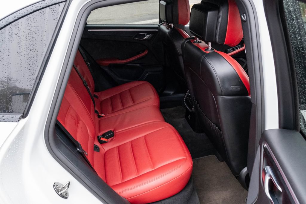 Used 2017 Porsche Macan GTS image 35