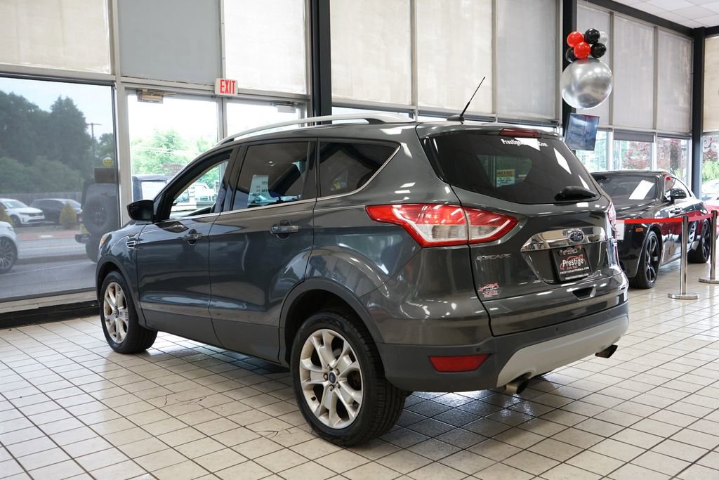 Used 2016 Ford Escape Titanium AWD/4WD image 4