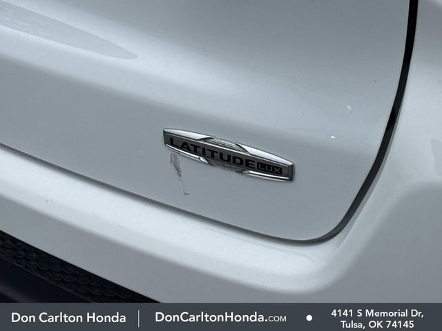 Used 2024 Jeep Compass Latitude AWD/4WD image 7