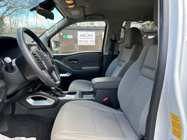 Certified 2022 Nissan Frontier SV w/ Technology Package image 10
