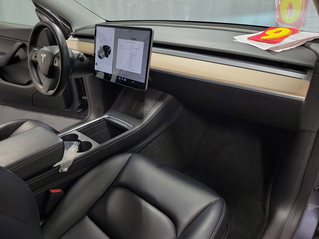 Used 2021 Tesla Model Y Long Range image 23