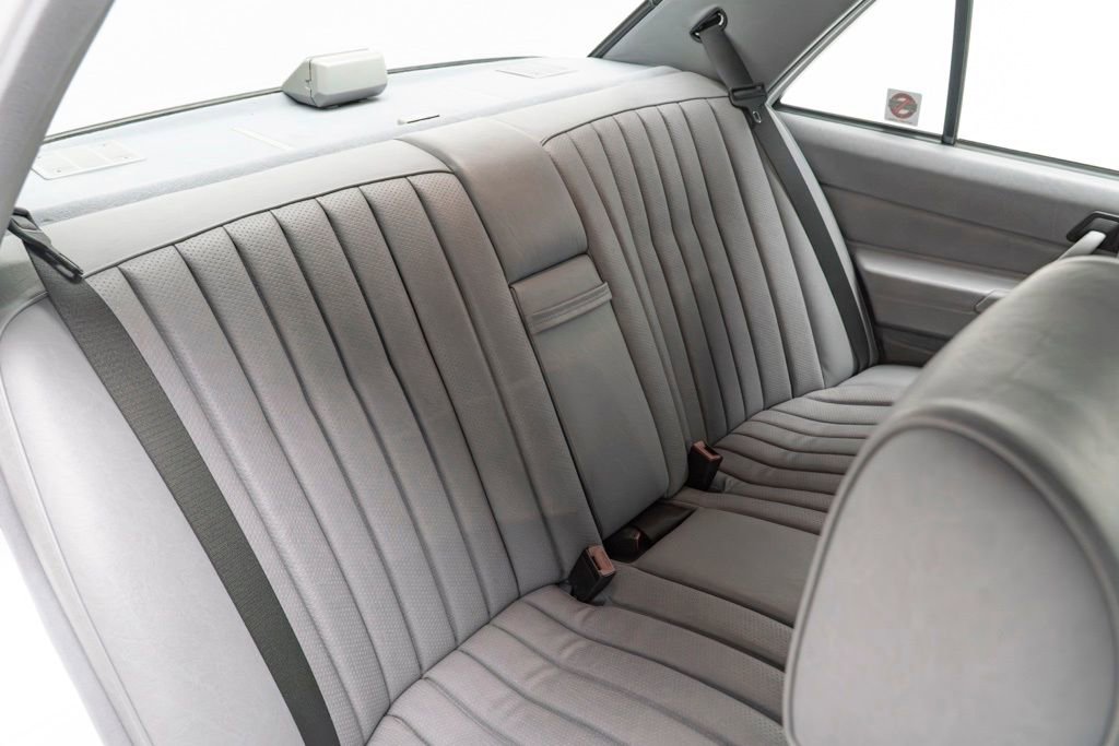 Used 1991 Mercedes-Benz 190 E 2.6 image 50