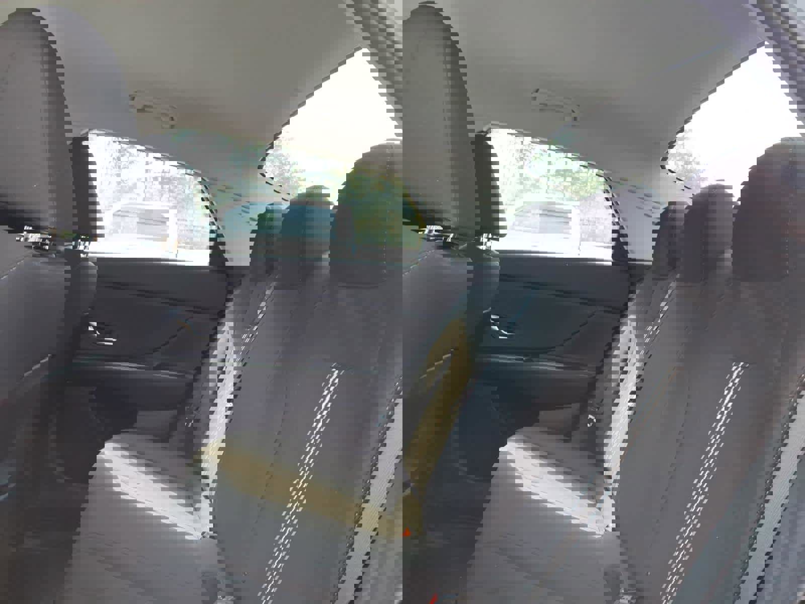 Used 2023 Hyundai Elantra SEL image 9