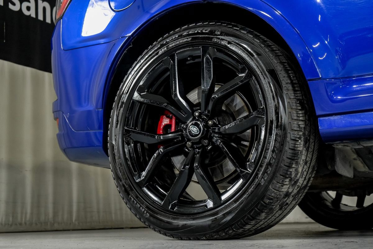 Used 2022 Land Rover Range Rover Sport SVR Carbon Edition image 49