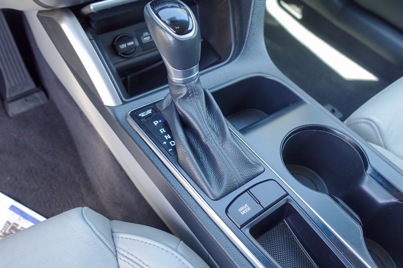 Used 2017 Hyundai Sonata Sport w/ Value Edition Package 02 FWD image 18