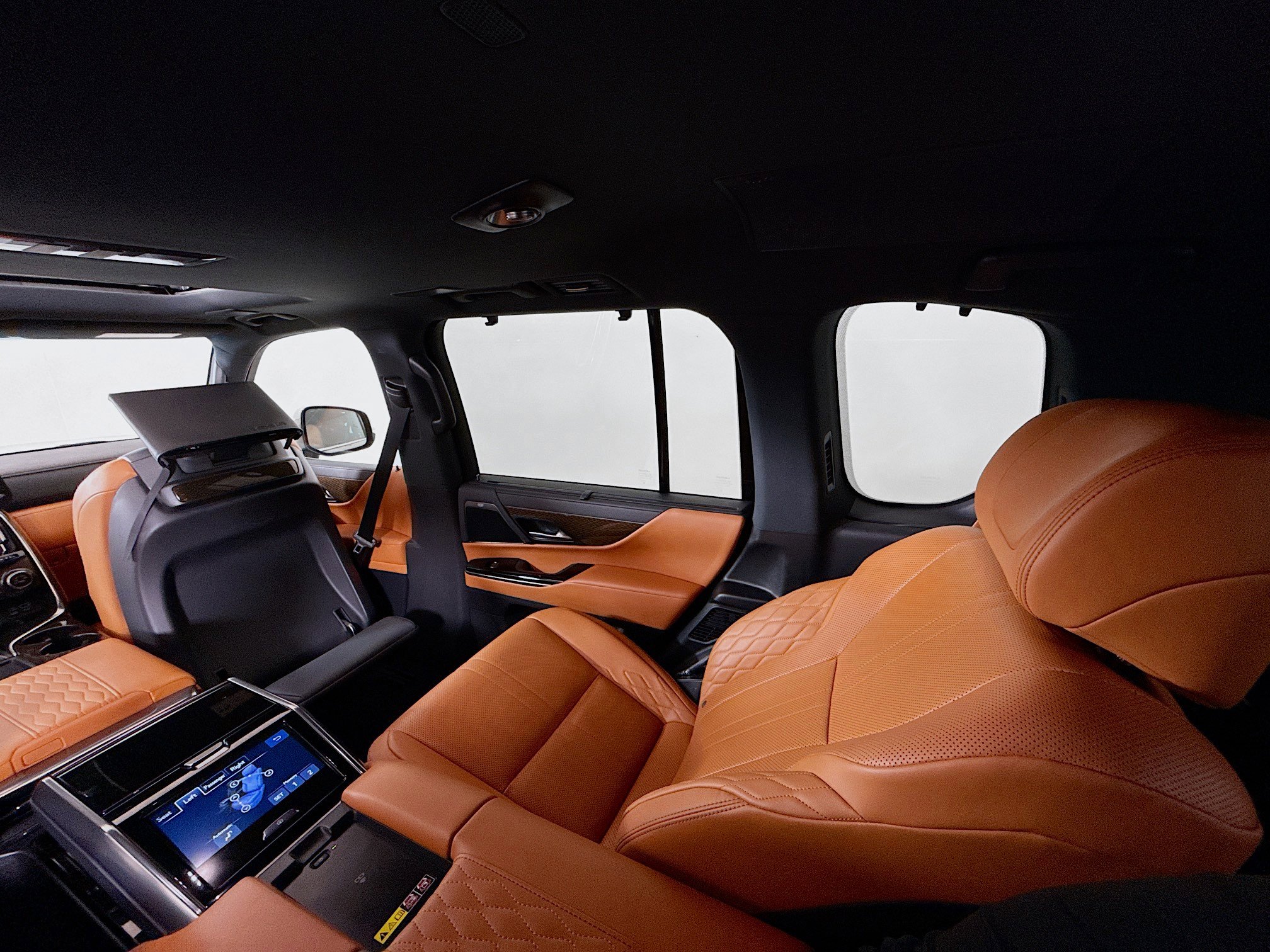 Used 2023 Lexus LX 600 4WD w/ Accessory Package (Z1) image 34