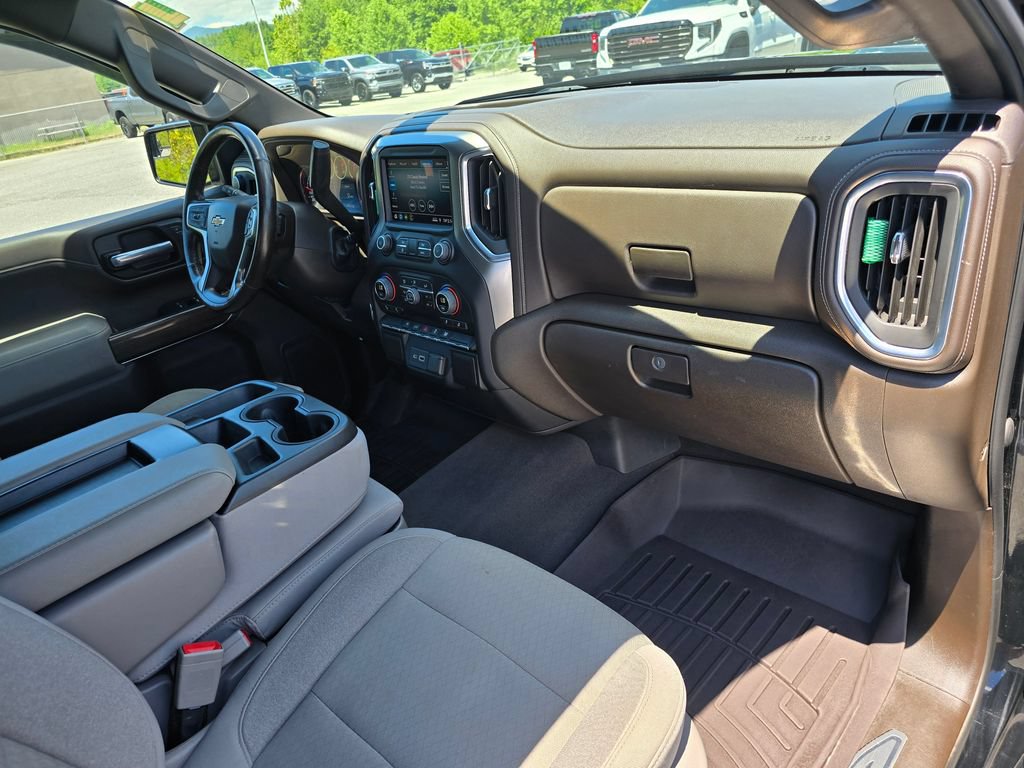 Certified 2022 Chevrolet Silverado 1500 LT AWD/4WD image 31