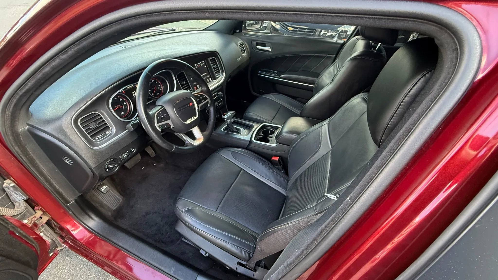 Used 2017 Dodge Charger SXT w/ AWD Plus Group image 22