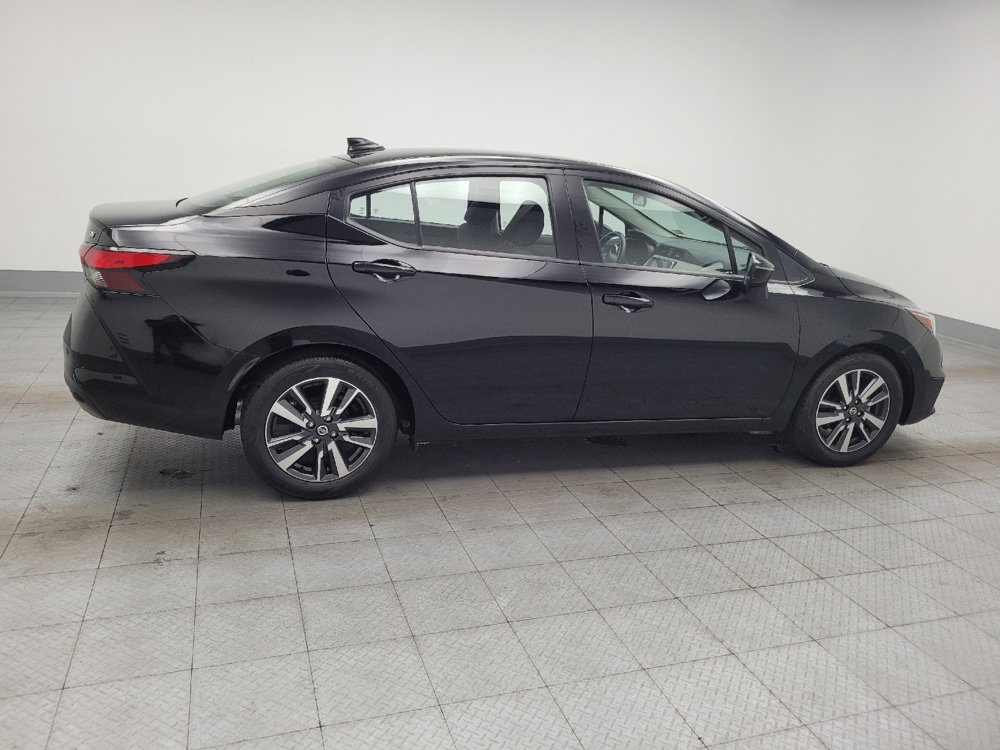 Used 2021 Nissan Versa SV FWD image 10