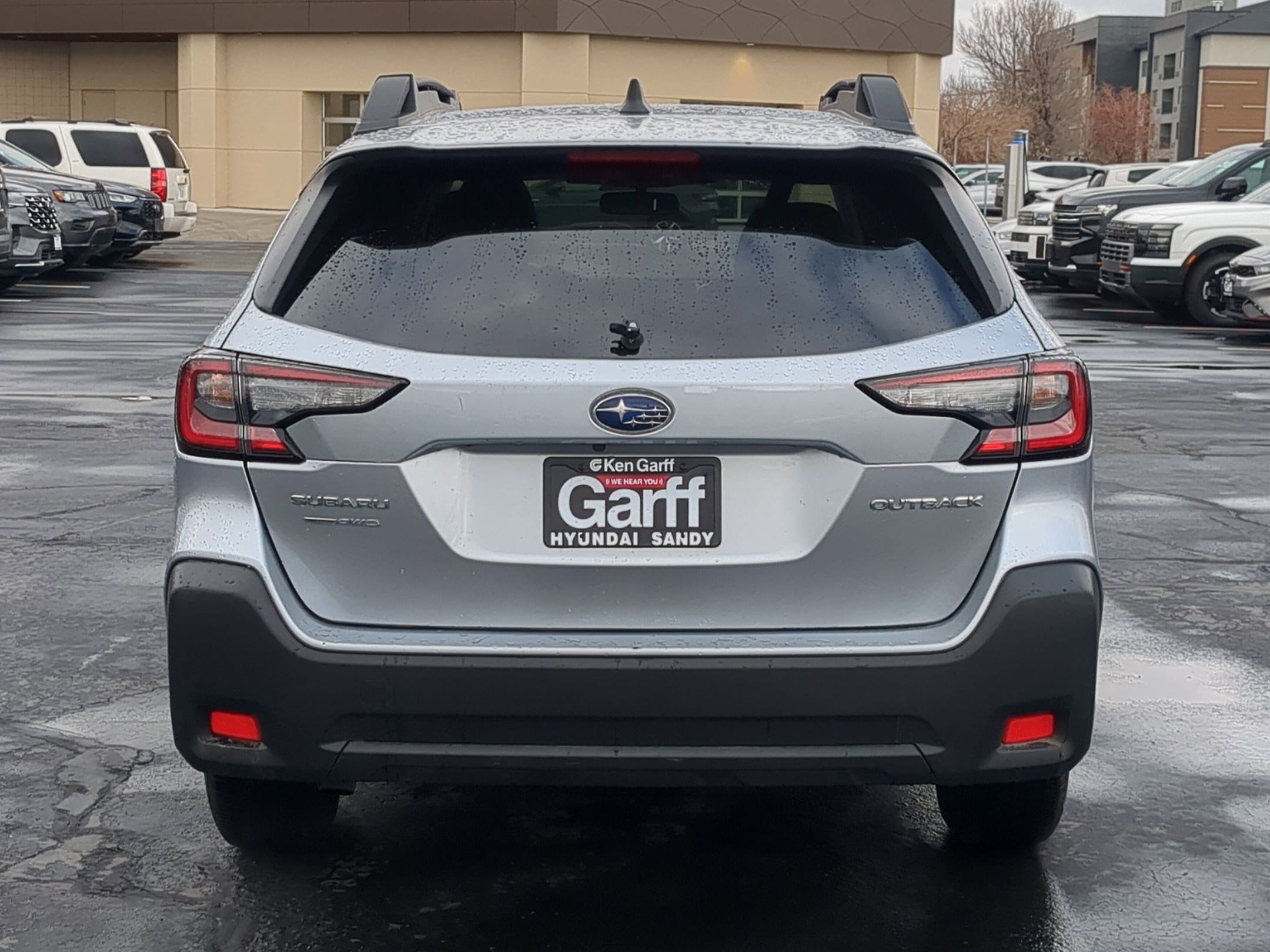 Used 2025 Subaru Outback Premium image 5