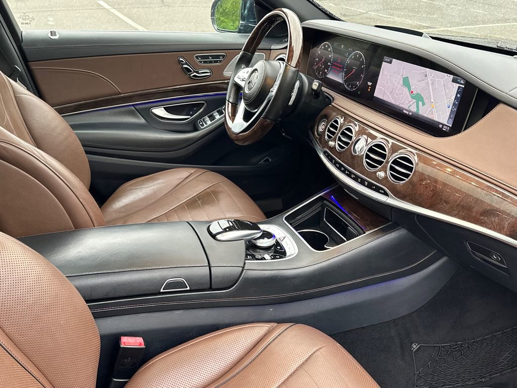 Used 2019 Mercedes-Benz S 560 4MATIC Sedan image 13