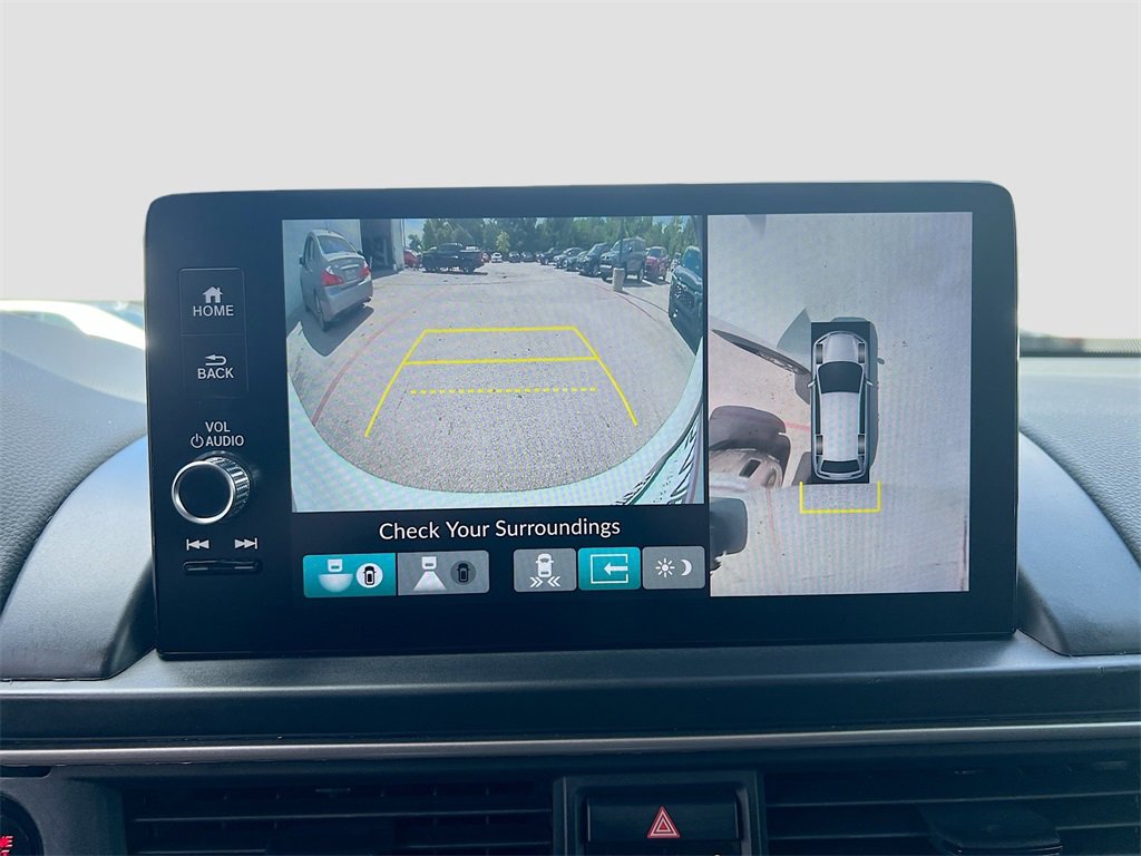 Used 2024 Honda Pilot Elite image 14