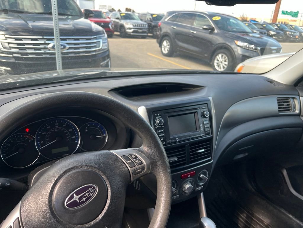 Used 2013 Subaru Forester 2.5X Premium w/ All-Weather Plus Pkg AWD/4WD image 9