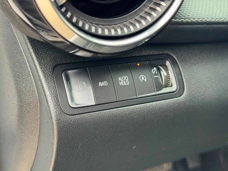 Used 2025 Chevrolet Equinox LT w/ Convenience Package II image 17