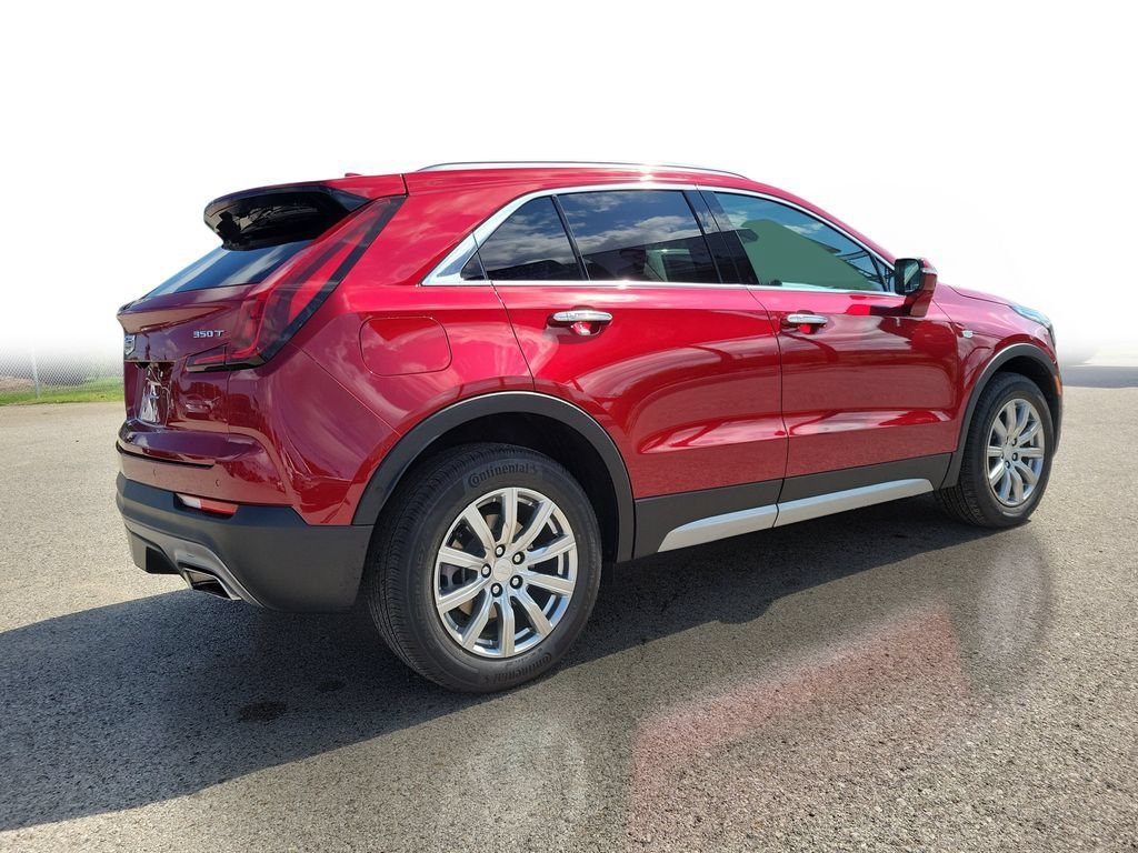 Certified 2023 Cadillac XT4 Premium Luxury w/ Technology Package AWD/4WD image 4