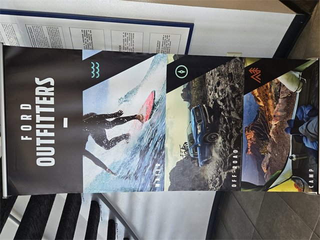 Used 2021 GMC Yukon SLT w/ SLT Premium Package image 14