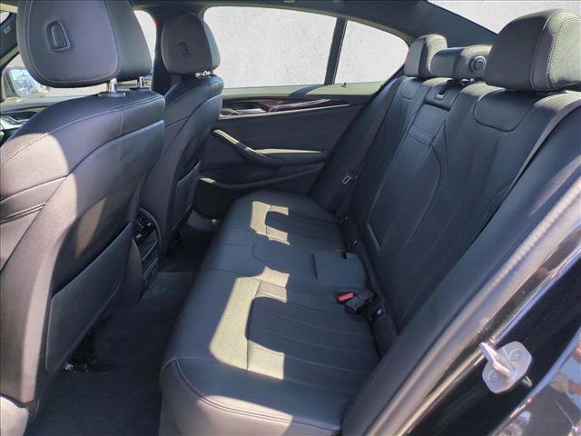 Used 2022 BMW 530e w/ Convenience Package RWD image 20