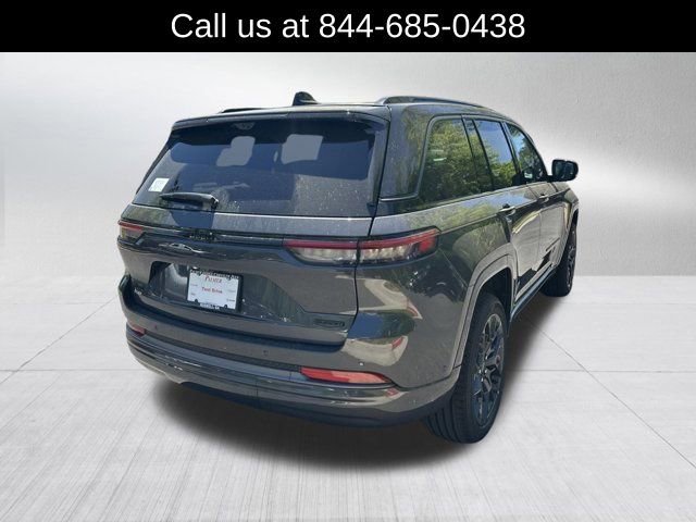 New 2026 Jeep Grand Cherokee Summit AWD/4WD image 5