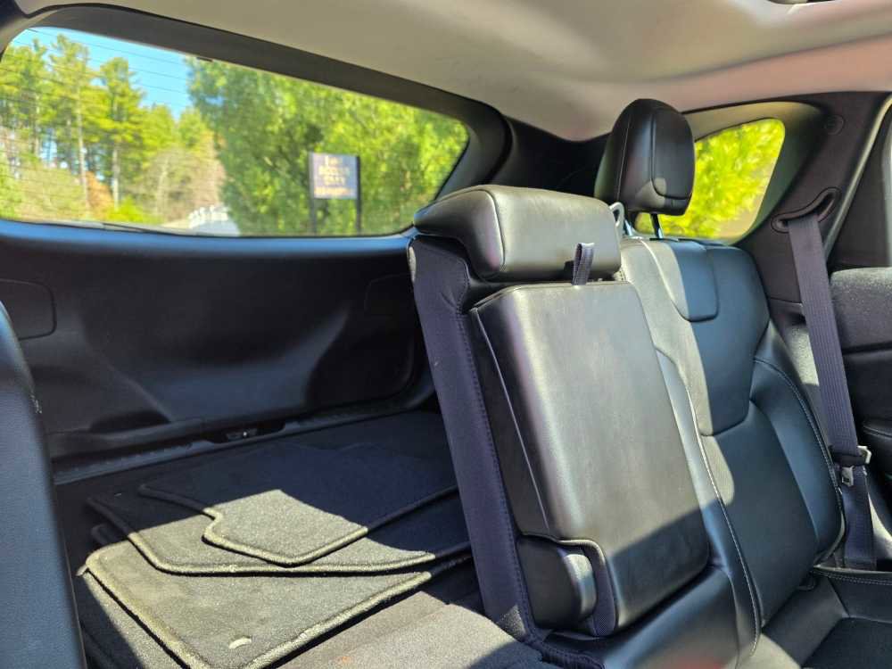 Used 2021 Jeep Cherokee Limited image 29