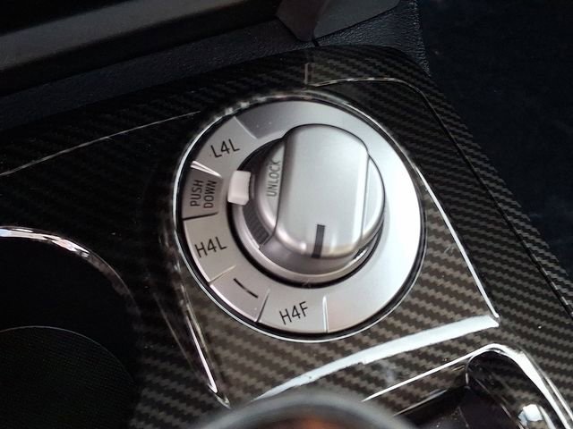 Used 2018 Toyota 4Runner Limited AWD/4WD image 18