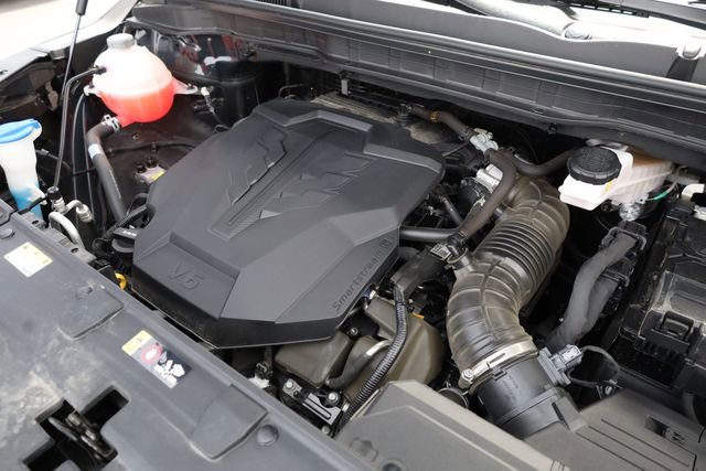 Certified 2025 Kia Carnival image 9