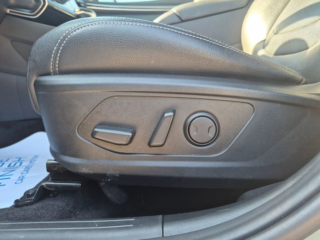 Used 2023 Hyundai Santa Cruz SEL Premium image 13