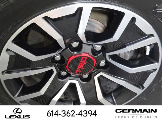 Used 2021 Toyota Tacoma TRD Sport w/ Technology Package image 12