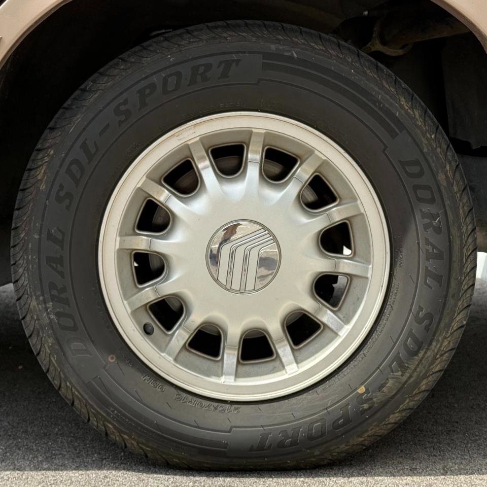 Used 1996 Mercury Grand Marquis LS RWD image 22