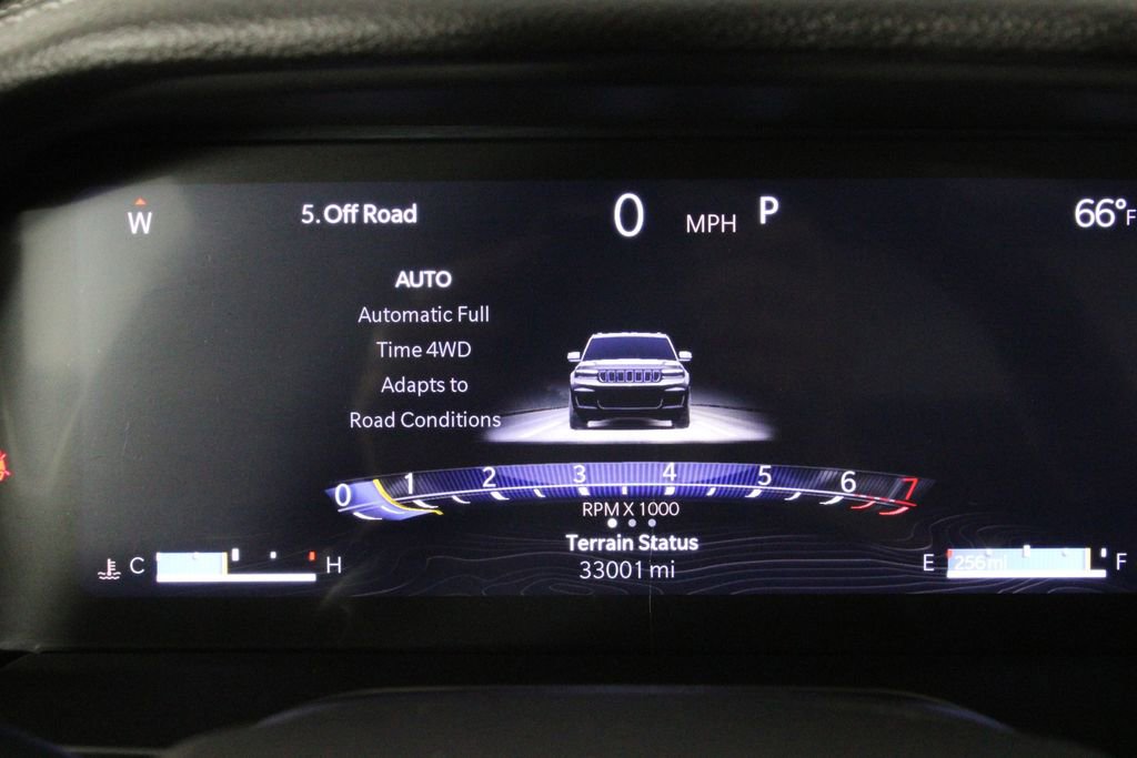 Used 2024 Jeep Grand Cherokee L Limited w/ Luxury Tech Group II image 30