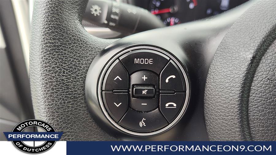 Used 2022 Kia Soul LX w/ Technology Package image 17