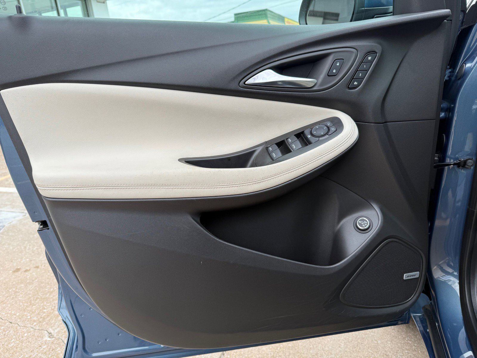 Certified 2026 Buick Encore GX Avenir w/ Avenir Technology Package image 7