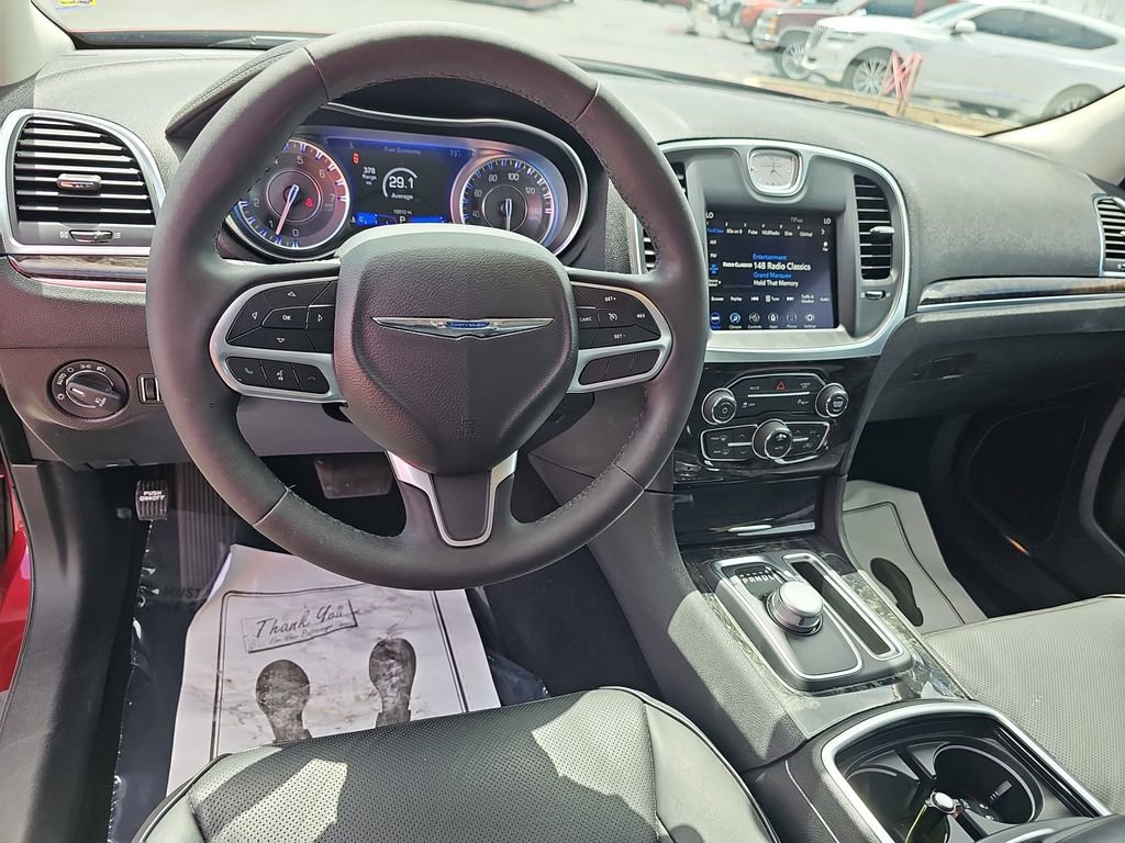 Used 2022 Chrysler 300 Touring L RWD image 21