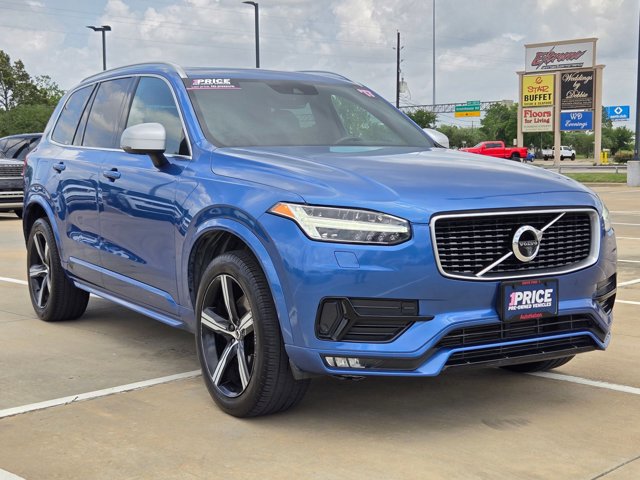 Used 2017 Volvo XC90 T5 R-Design w/ Vision Package image 3