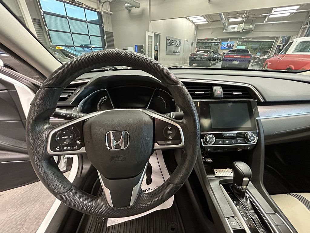 Used 2017 Honda Civic EX-T image 8