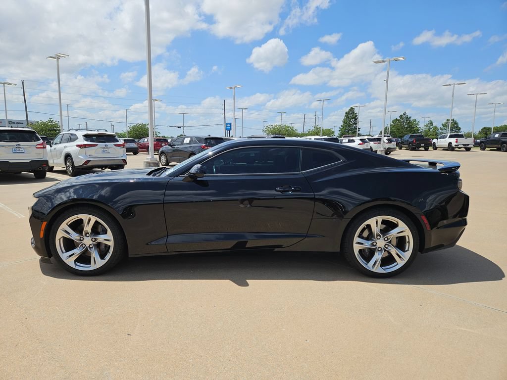 Used 2023 Chevrolet Camaro SS RWD image 5