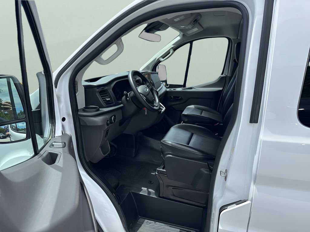Used 2022 Ford Transit 350 XL AWD/4WD image 7