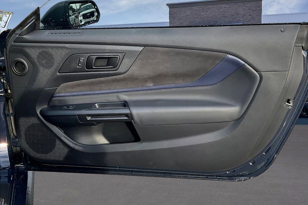 Certified 2025 Ford Mustang Dark Horse image 28